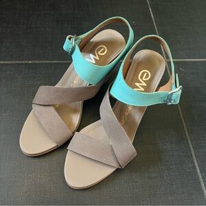 Emu size 7.5 heals - new without tags/box